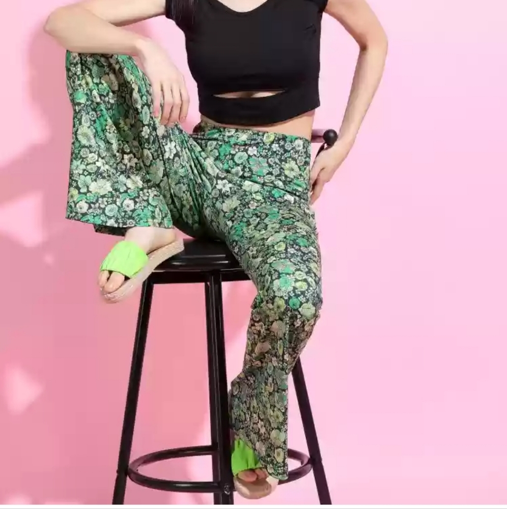 Zara Floral Flare-Leg Pants